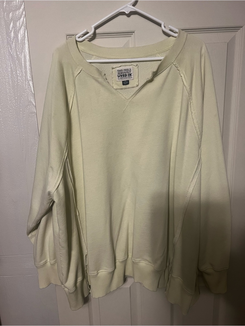 American Eagle Outfitters Light Yellow Crew Sweatshirt